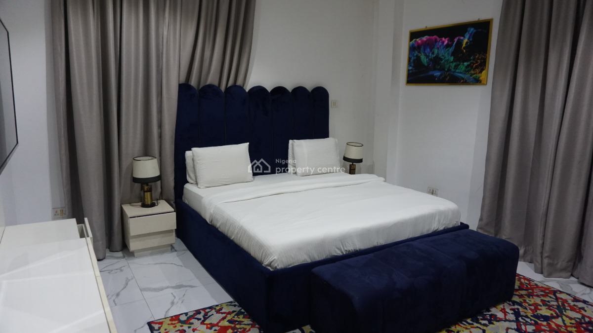 Nicely Furnished 6 Bedroom Apartment, Grace Anjos Street, Lekki Phase 1, Lekki, Lagos, Flat / Apartment Short Let