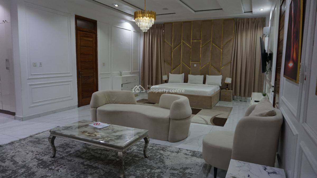 Nicely Furnished 6 Bedroom Apartment, Grace Anjos Street, Lekki Phase 1, Lekki, Lagos, Flat / Apartment Short Let