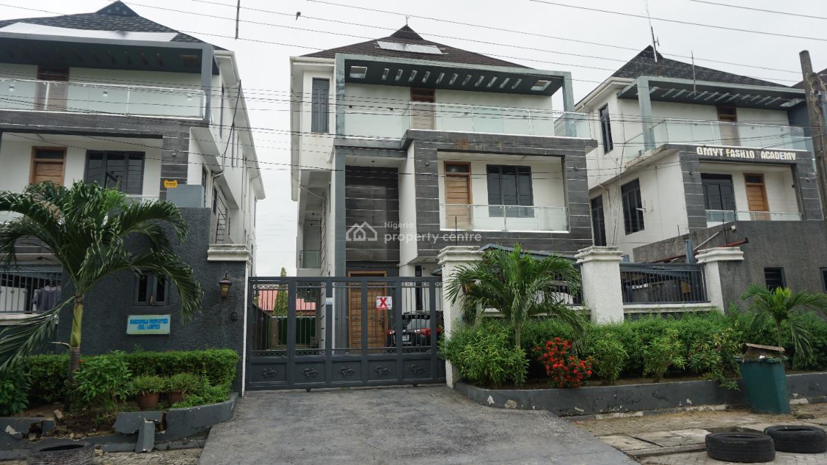 Nicely Furnished 6 Bedroom Apartment, Grace Anjos Street, Lekki Phase 1, Lekki, Lagos, Flat / Apartment Short Let
