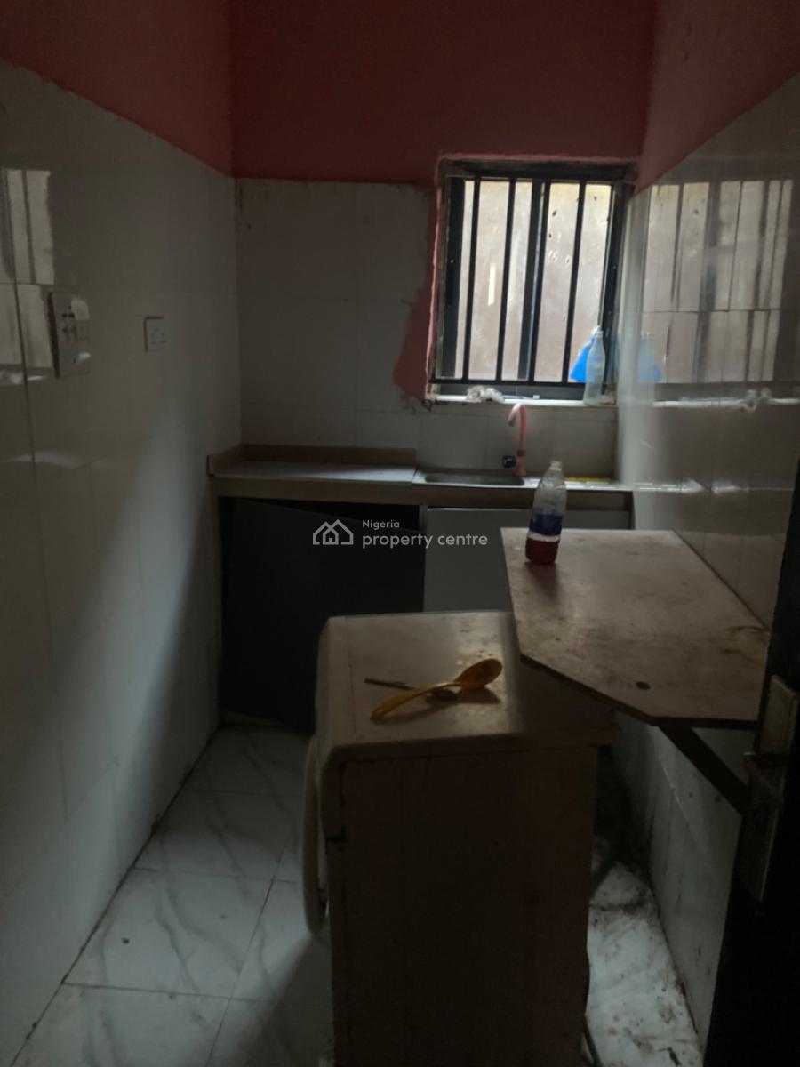 Luxury Mini Flat, Olowora, Magodo, Lagos, Mini Flat (room and Parlour) for Rent