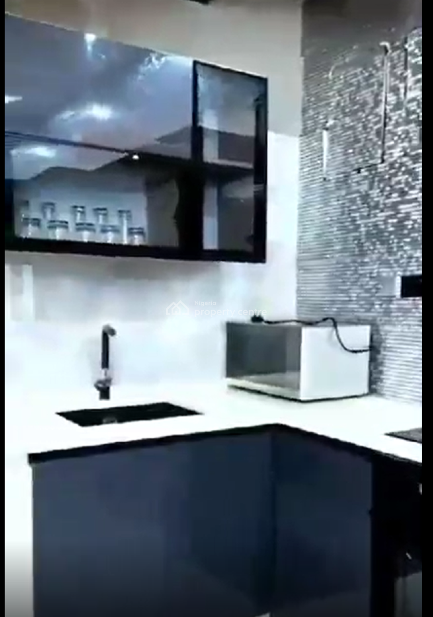Nicely Furnished 3 Bedroom Apartment, Jakande, Lekki, Lagos, Flat / Apartment Short Let