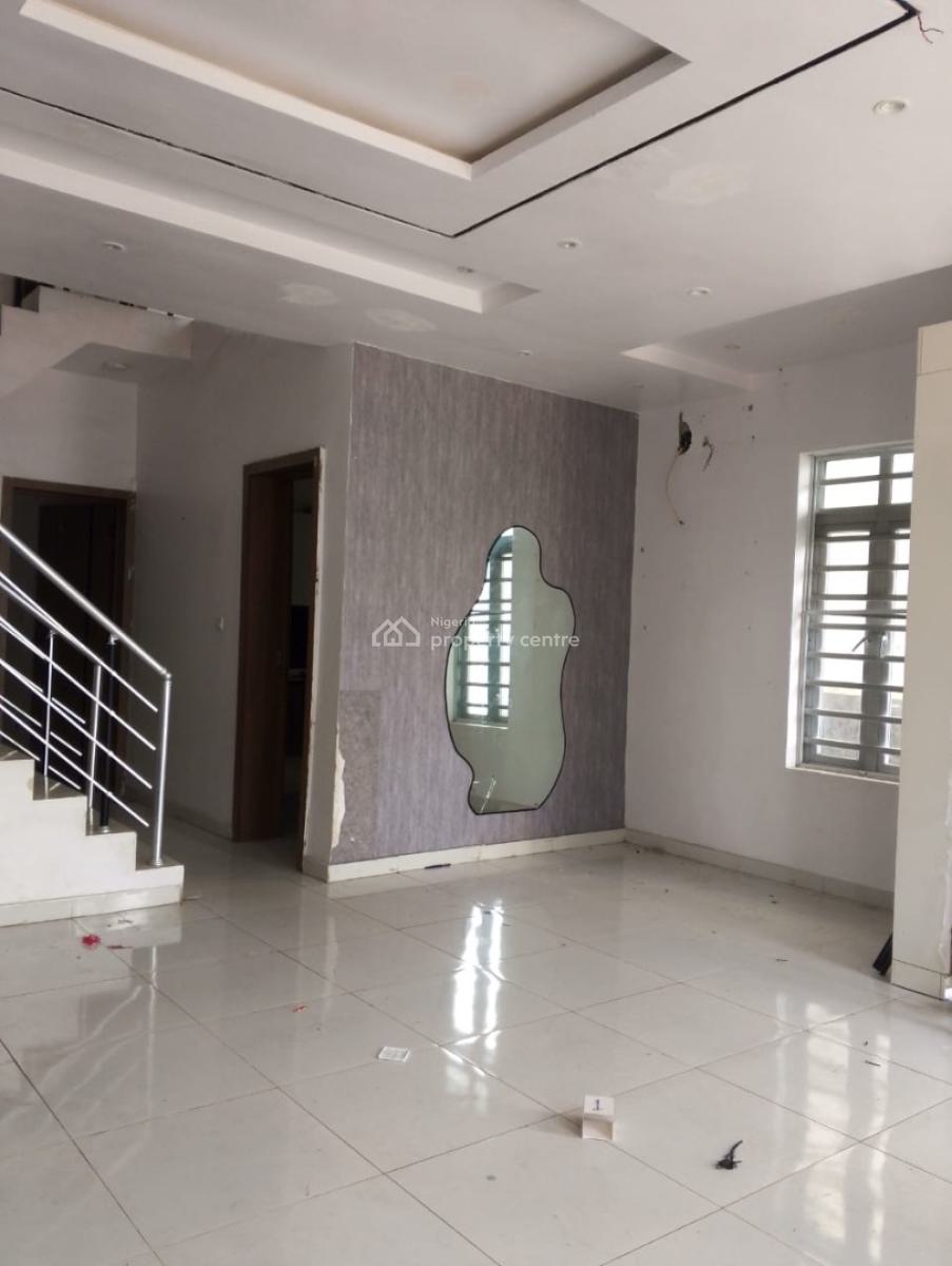 Luxury 4bedroom, Conservation Road, Lekki, Lagos, Semi-detached Duplex for Rent
