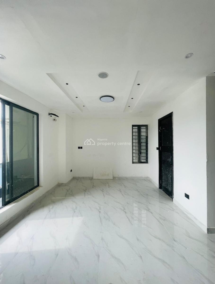 Uxury 1 Bedroom with Swimming Pool in a Serene Estate, Ologolo, Lekki, Lagos, Flat / Apartment for Sale