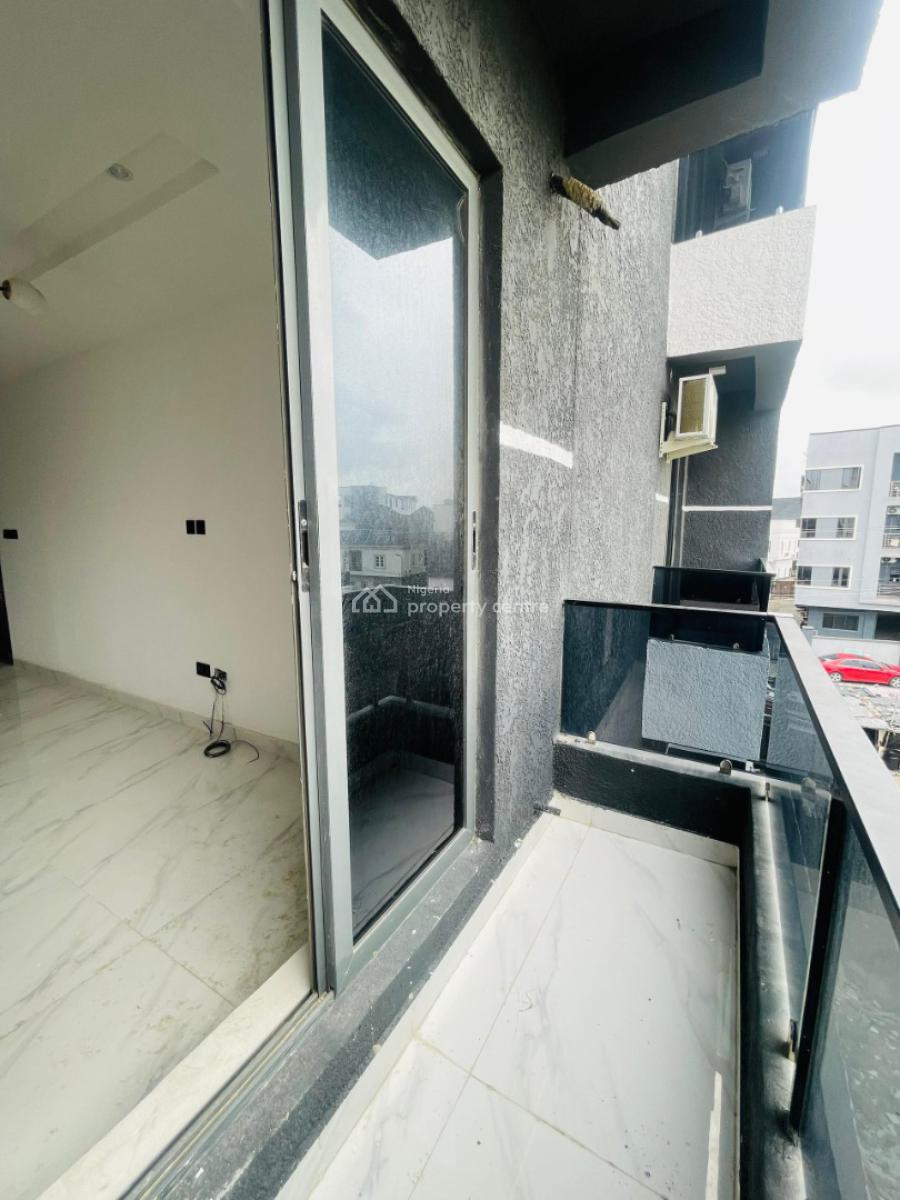 Uxury 1 Bedroom with Swimming Pool in a Serene Estate, Ologolo, Lekki, Lagos, Flat / Apartment for Sale