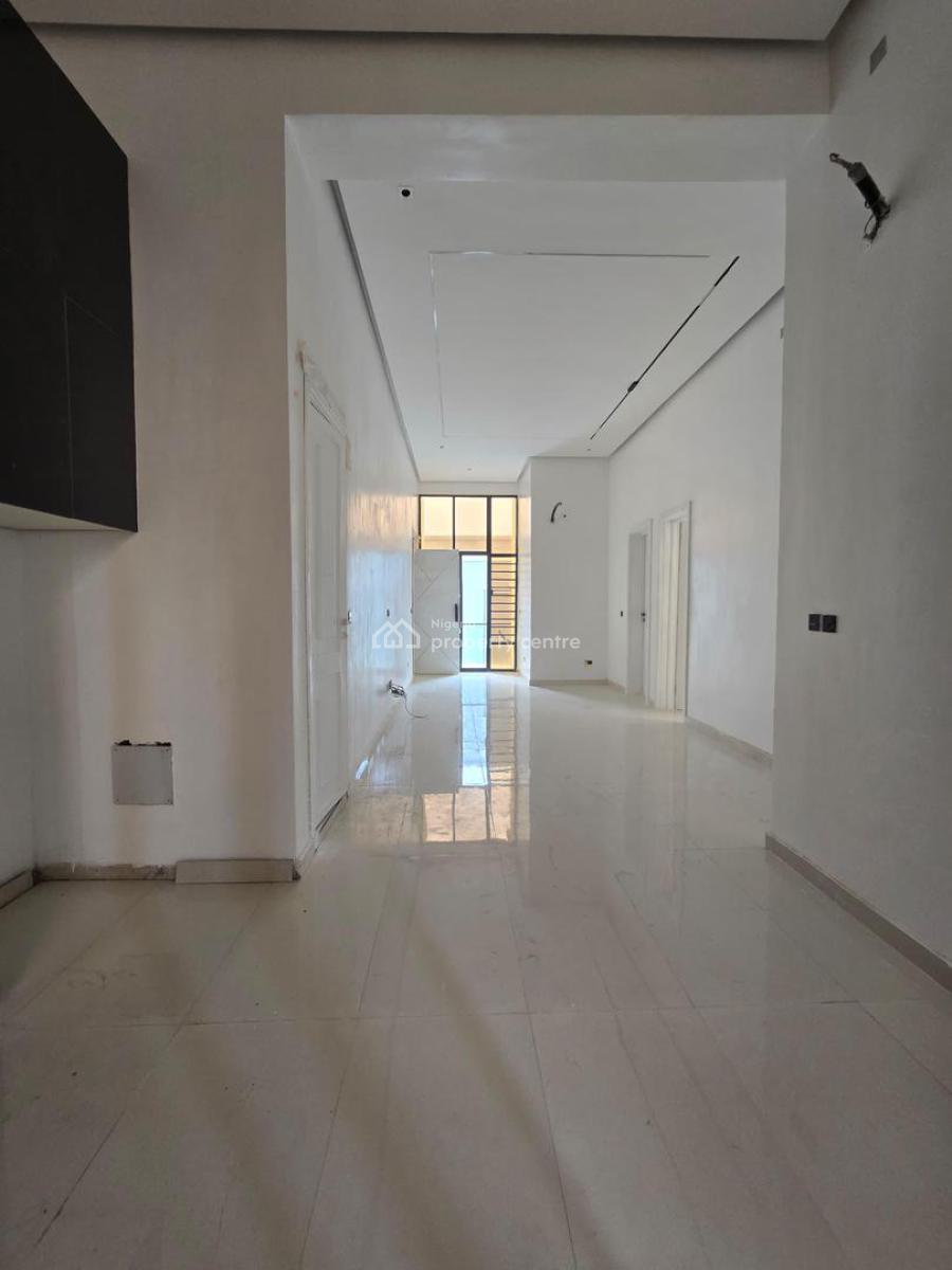 Exquisitely Finished 3 Bedroom Apartment with Gym, Pool, Elevator, Lekki Phase 1, Lekki, Lagos, Flat / Apartment for Sale