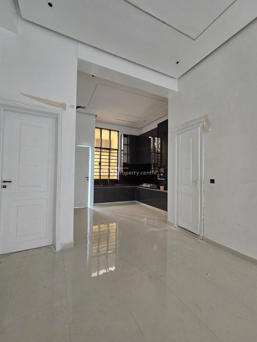 Exquisitely Finished 3 Bedroom Apartment with Gym, Pool, Elevator, Lekki Phase 1, Lekki, Lagos, Flat / Apartment for Sale