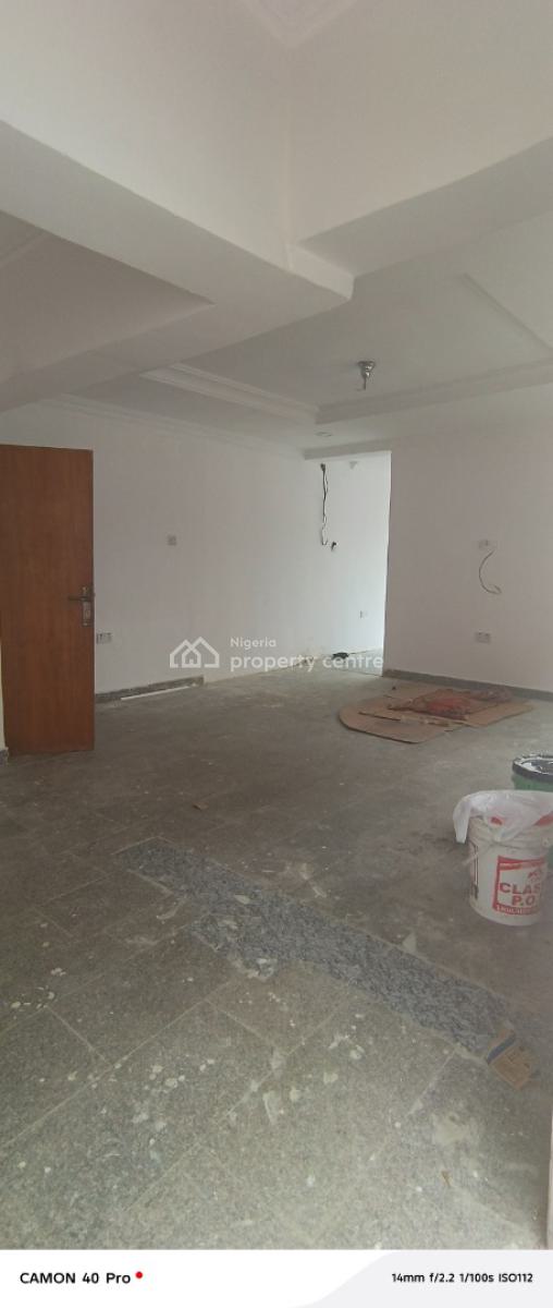 Shop Space in Maruwa Area Lekki Phase 1, Maruwa Area By Phase 1, Lekki Phase 1, Lekki, Lagos, Shop for Rent