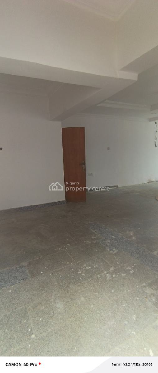 Shop Space in Maruwa Area Lekki Phase 1, Maruwa Area By Phase 1, Lekki Phase 1, Lekki, Lagos, Shop for Rent