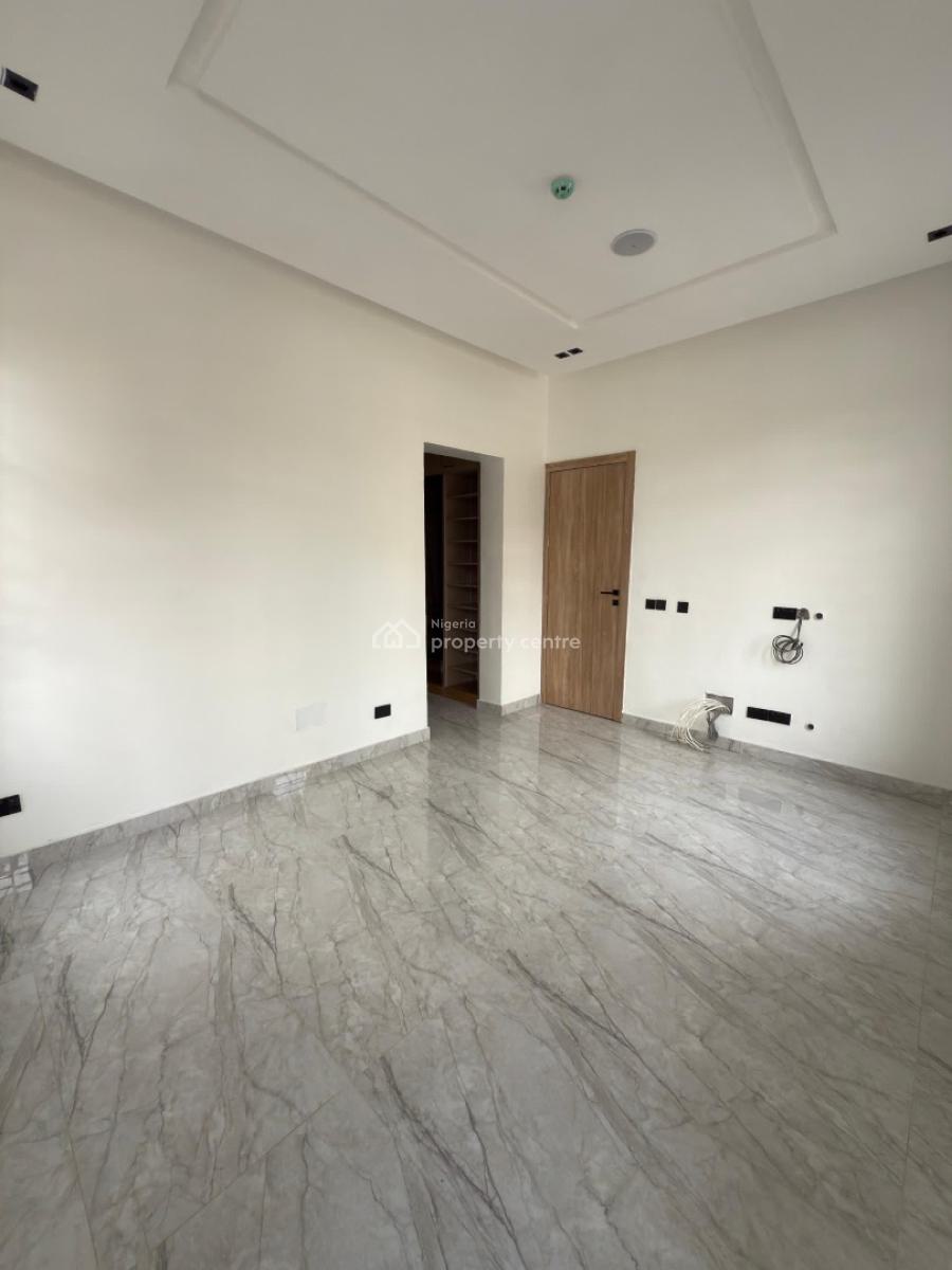 Aesthetically Pleasing 4 Bedroom Terrace Duplex, Lekki Phase 1, Lekki, Lagos, House for Sale