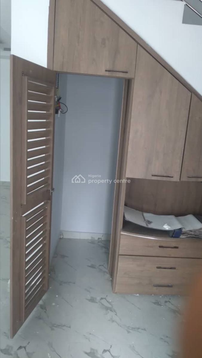 a Brand New 4bedroom Terrace Duplex + 1bq, By Ceadercrest Hospital, Apo, Abuja, Terraced Duplex for Rent