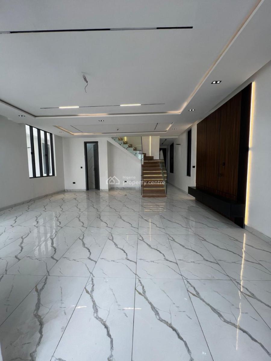 Classic 5 Bedroom Fully-detached Duplex  with Pool in a Secure  Estate, Chevron, Lekki, Lagos, Detached Duplex for Sale