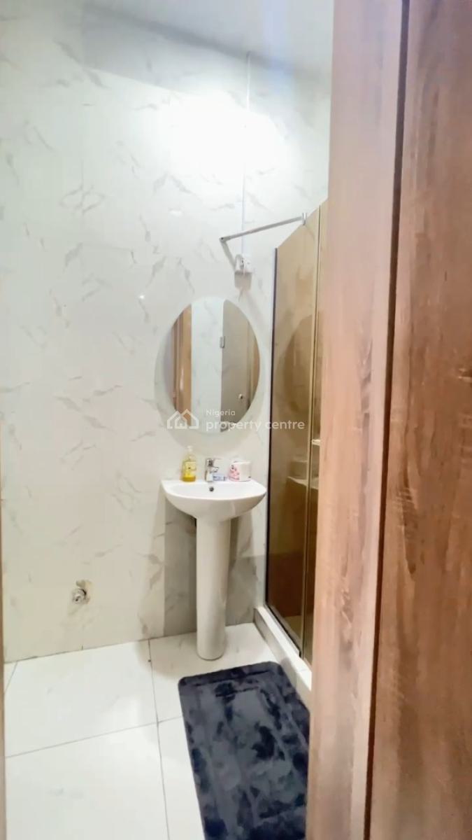 Stunning 2 Bedrooms Apartment, Harris Drive (by Vgc), Vgc, Lekki, Lagos, Flat / Apartment Short Let