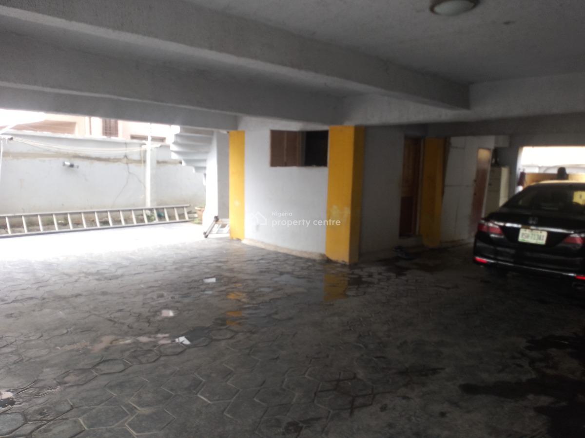 Tastfully Finished 3 Bedroom Apartment with Bq, Gra Ikeja Lagos, Ikeja, Lagos, Flat / Apartment for Rent