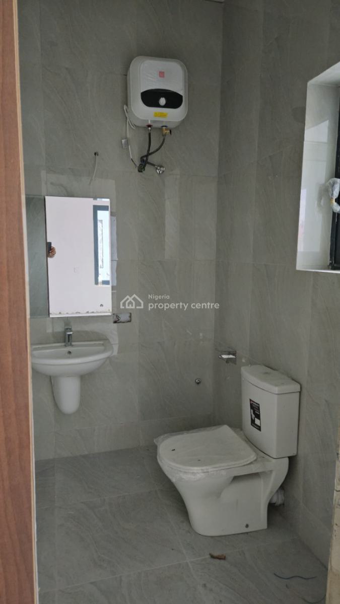 4bedroom Terrace Houses with 1rm Bq , Fitted Kitchen, Off Admiralty, Lekki Phase 1, Lekki, Lagos, Terraced Duplex for Sale