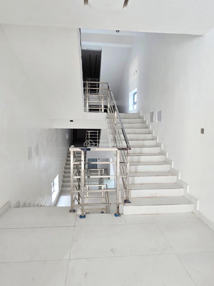 Charming 2 Bedroom Apartment with Pool and Elevator in a Secure Estate, Lekki Phase 1, Lekki, Lagos, Flat / Apartment for Sale