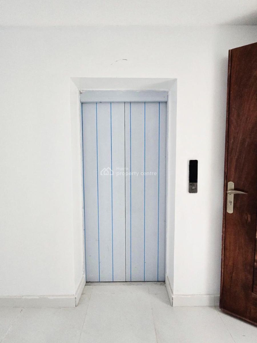 Charming 2 Bedroom Apartment with Pool and Elevator in a Secure Estate, Lekki Phase 1, Lekki, Lagos, Flat / Apartment for Sale