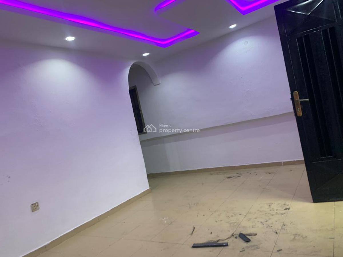Executive Standard 2 Bedroom Flat All Rooms Ensuite with Guest Toilet, Gra, Ogudu, Lagos, Flat / Apartment for Rent