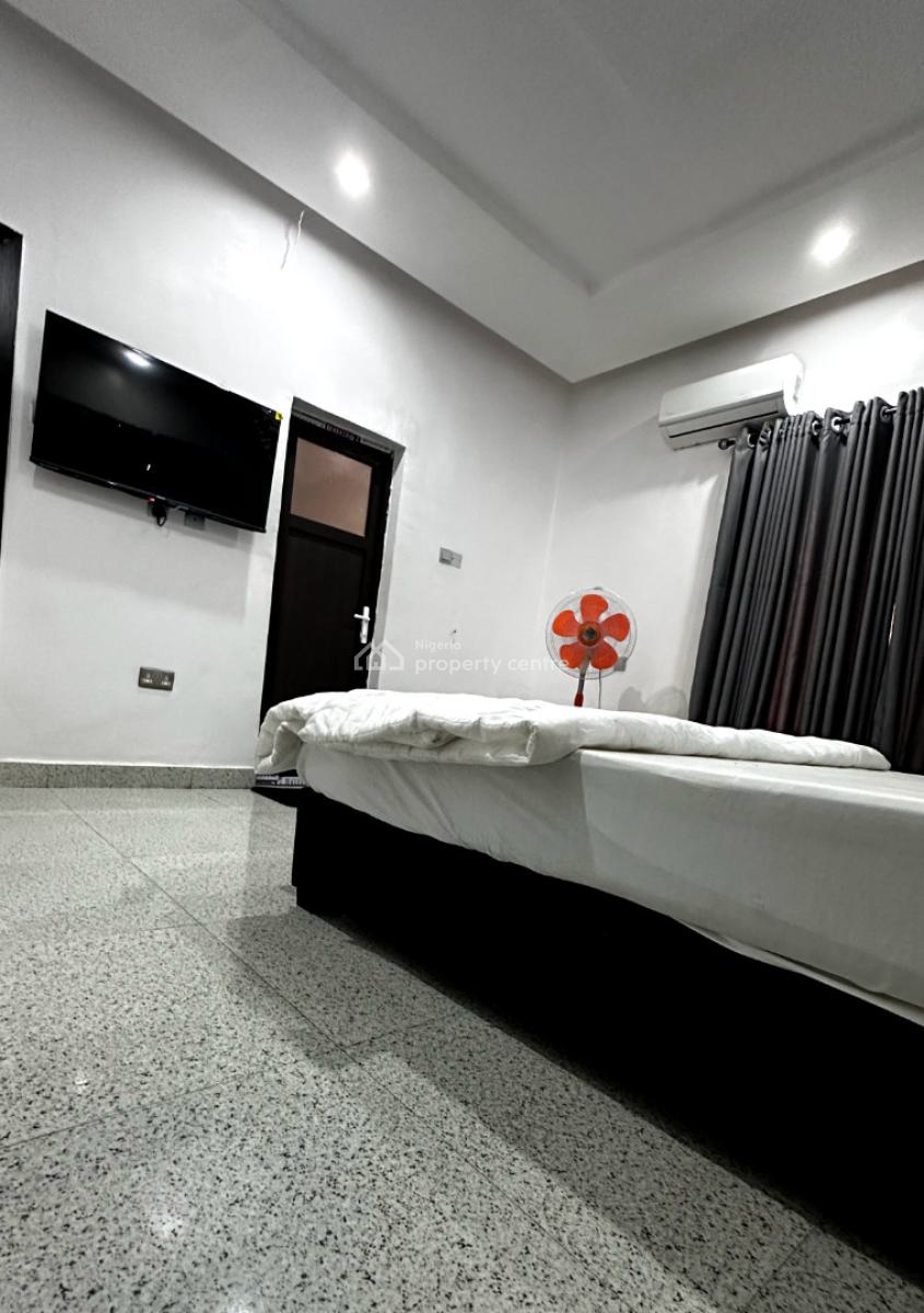 Elegant 3-bedroom Luxury Apartment, Francis Okediji Avenue, Old Bodija, Ibadan, Oyo, Flat / Apartment Short Let