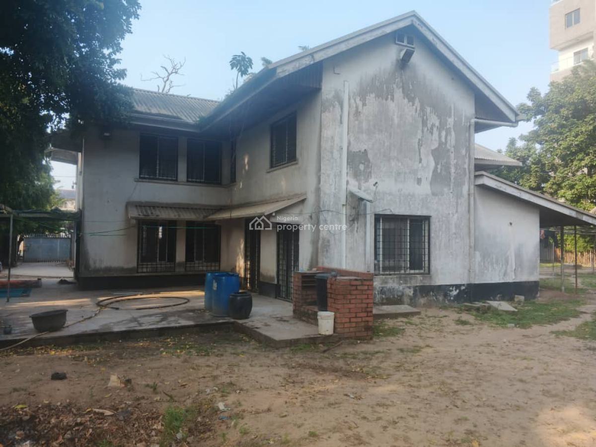 3,000 Sqm Land with an Old Detached House + Bq, Off Kingsway Rd, Old Ikoyi, Ikoyi, Lagos, Land for Rent