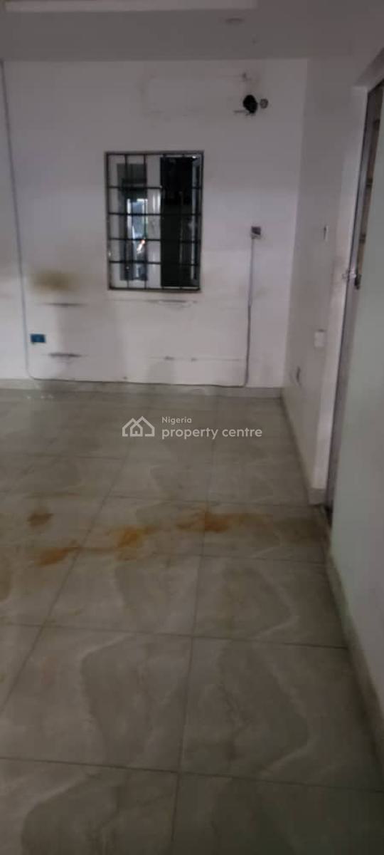 90sqm Ground Floor Shop Space, College Road Ogba Lagos, Ogba, Ikeja, Lagos, Shop for Rent