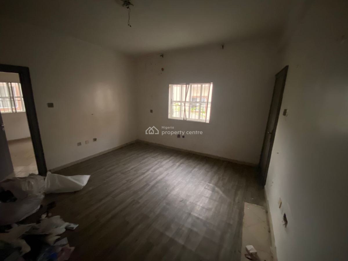 Clean and Spacious 2 Bedroom Apartment, Alpha Beach Road, New Road Bus Stop, Lekki, Lagos, Flat / Apartment for Rent