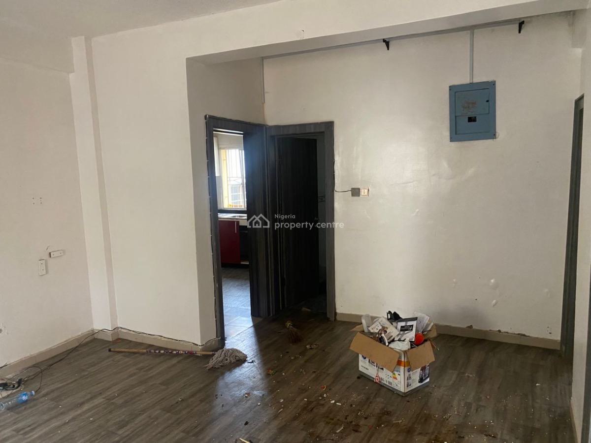 Clean and Spacious 2 Bedroom Apartment, Alpha Beach Road, New Road Bus Stop, Lekki, Lagos, Flat / Apartment for Rent