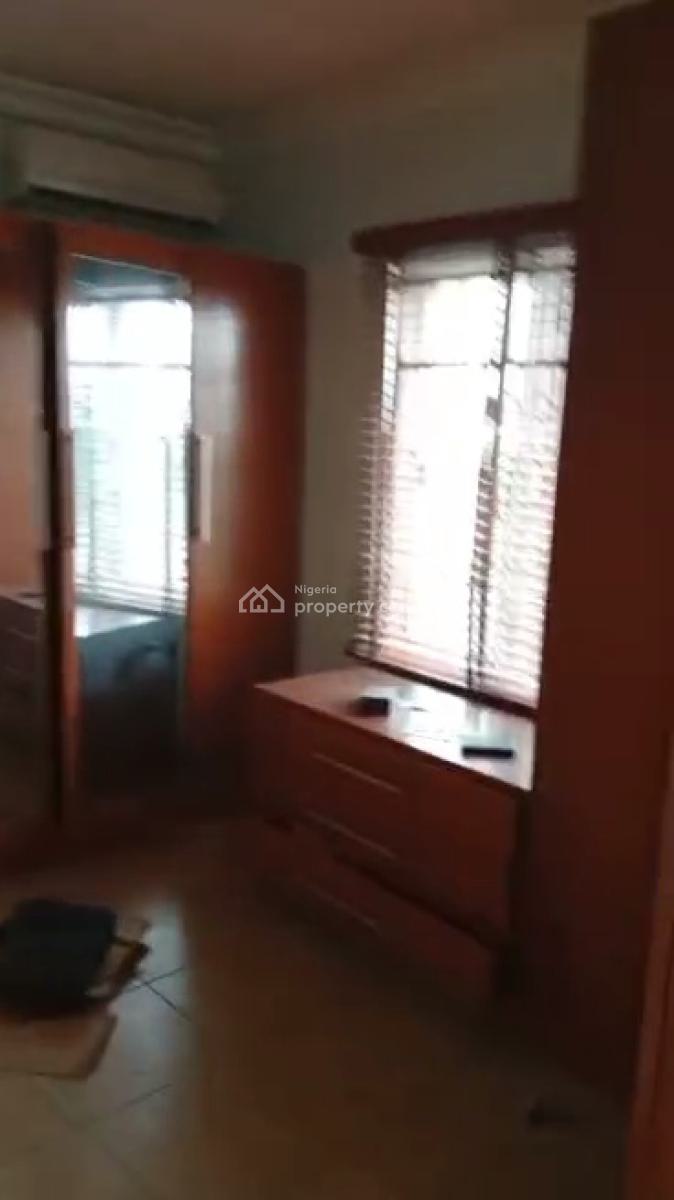 Decent 4bedroom Semi-detached House, Off Mobil Road, Ilaje, Ajah, Lagos, Semi-detached Duplex for Rent