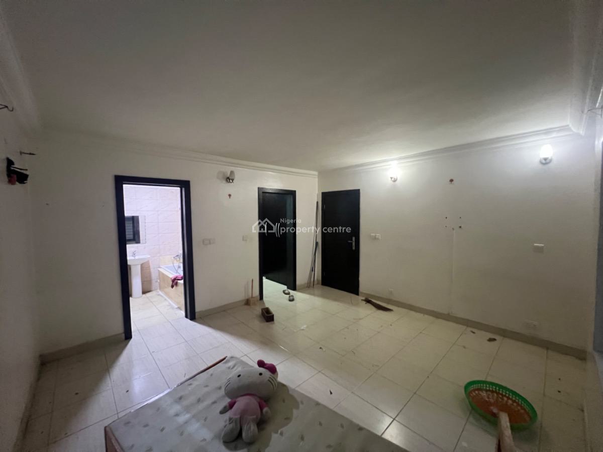 Spacious 3 Bedroom Apartment, Osapa, Lekki, Lagos, Flat / Apartment for Rent