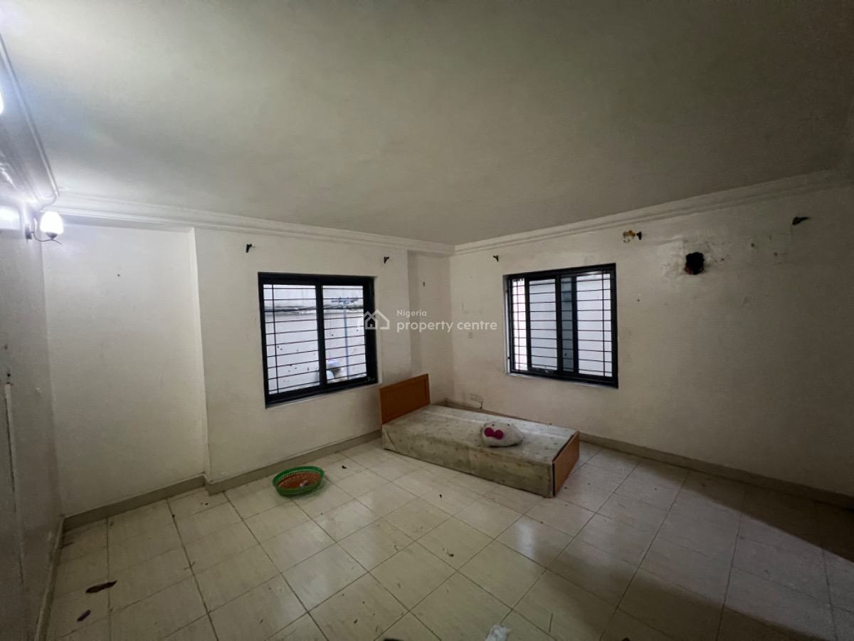 Spacious 3 Bedroom Apartment, Osapa, Lekki, Lagos, Flat / Apartment for Rent