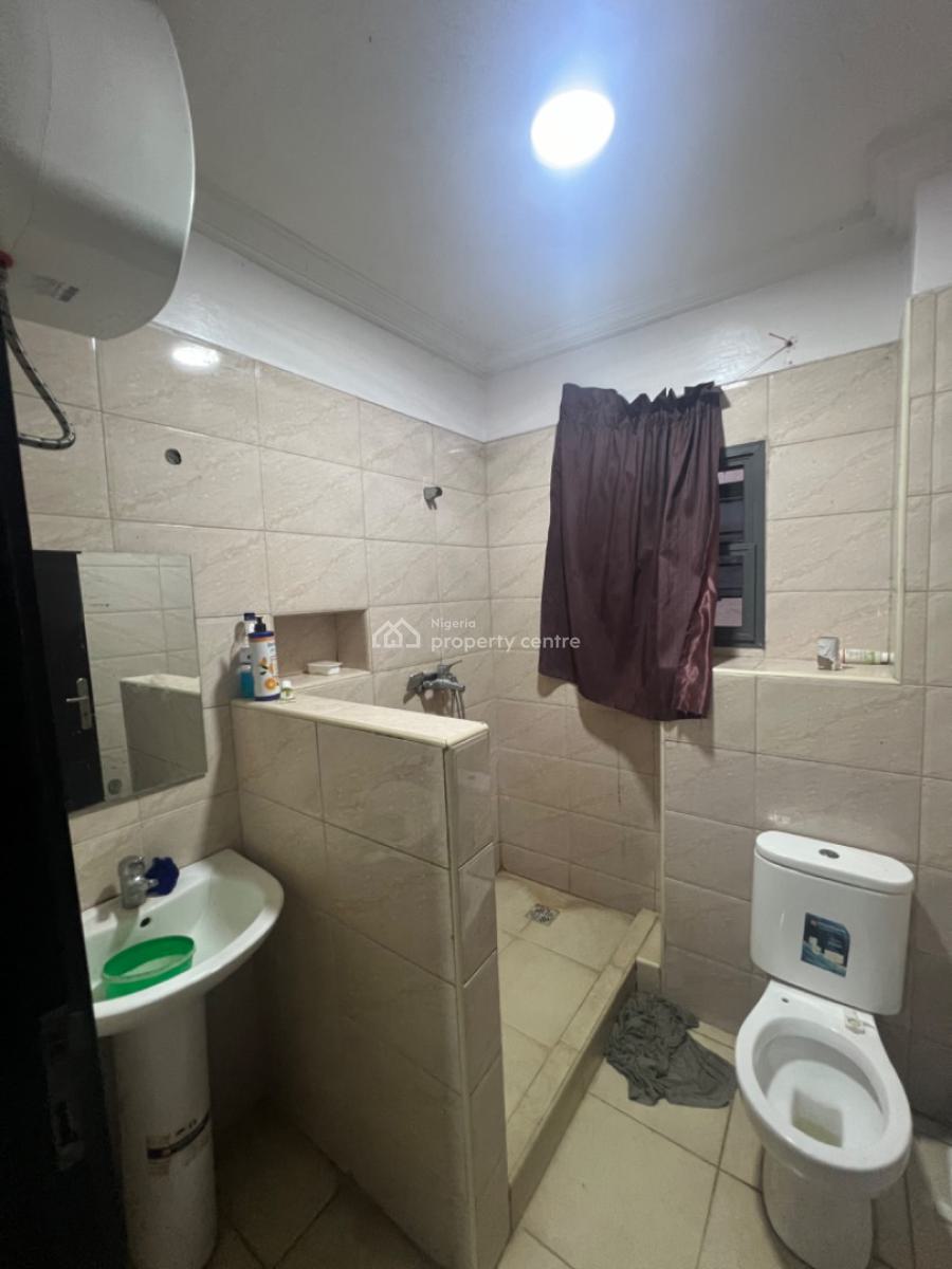 Spacious 3 Bedroom Apartment, Osapa, Lekki, Lagos, Flat / Apartment for Rent