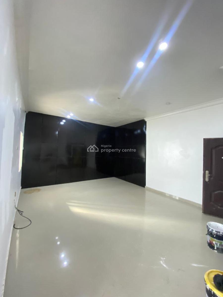 Big Studio Apartment in an Estate, Agungi, Lekki, Lagos, Self Contain (single Rooms) for Rent