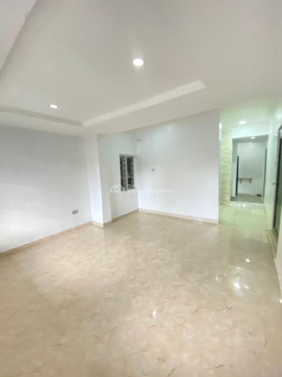Clean 2 Bedroom Apartment with Private Car Park, Ikate, Lekki, Lagos, Flat / Apartment for Rent