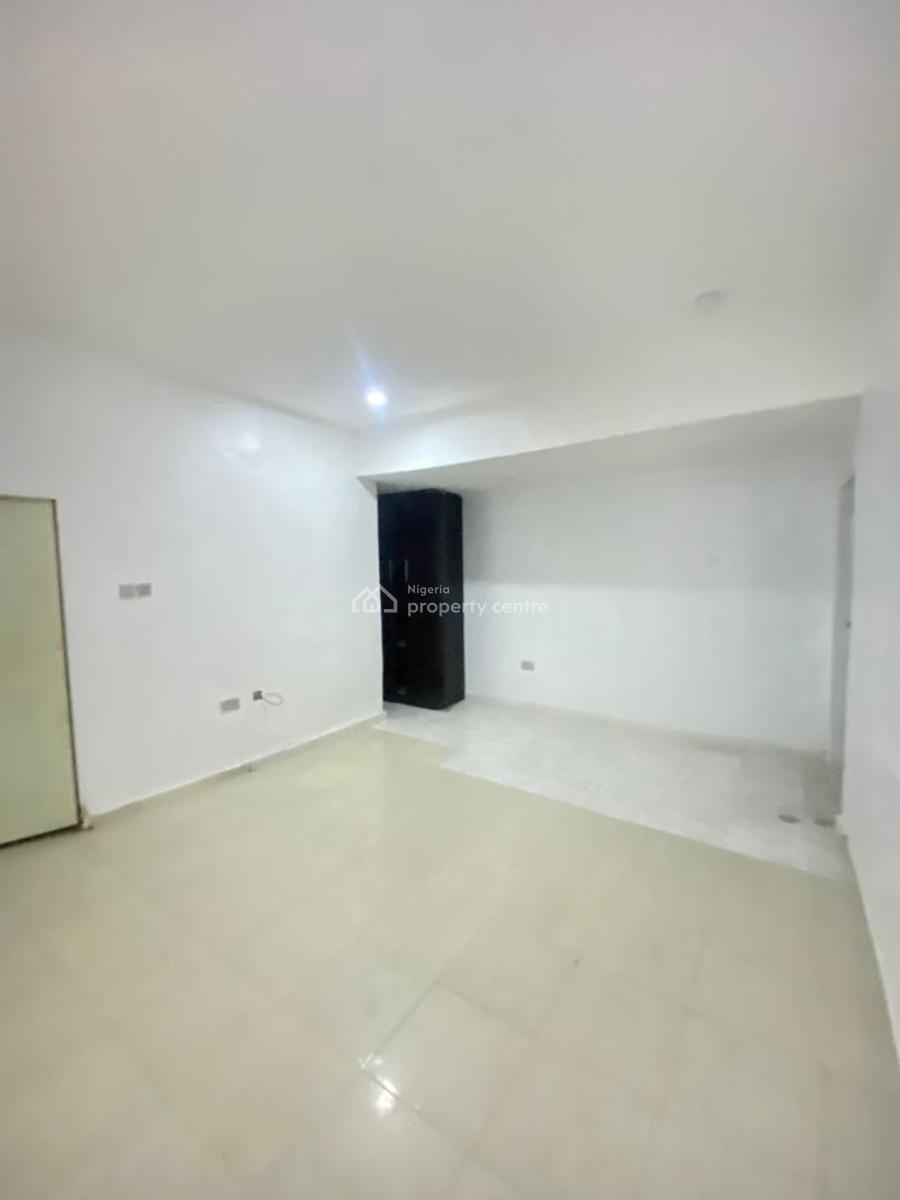 Clean 2 Bedroom Apartment with Private Car Park, Ikate, Lekki, Lagos, Flat / Apartment for Rent