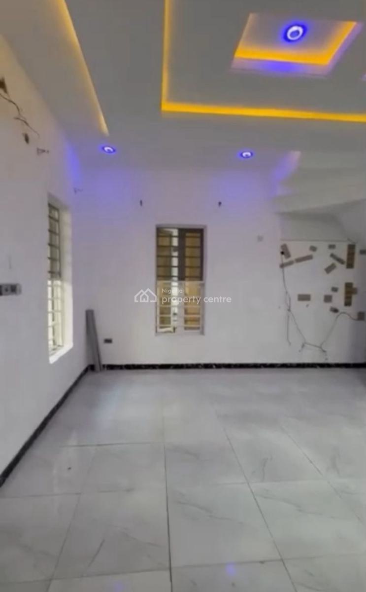 Very Spacious Studio Apartment, Van Daniel Avenue, Orchid Road, Lekki, Lagos, Self Contain (single Rooms) for Rent