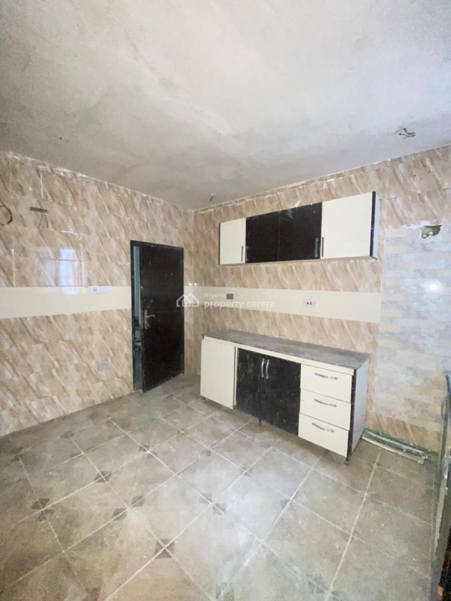 Spacious Room Self Contain, Ikate, Lekki, Lagos, Self Contain (single Rooms) for Rent