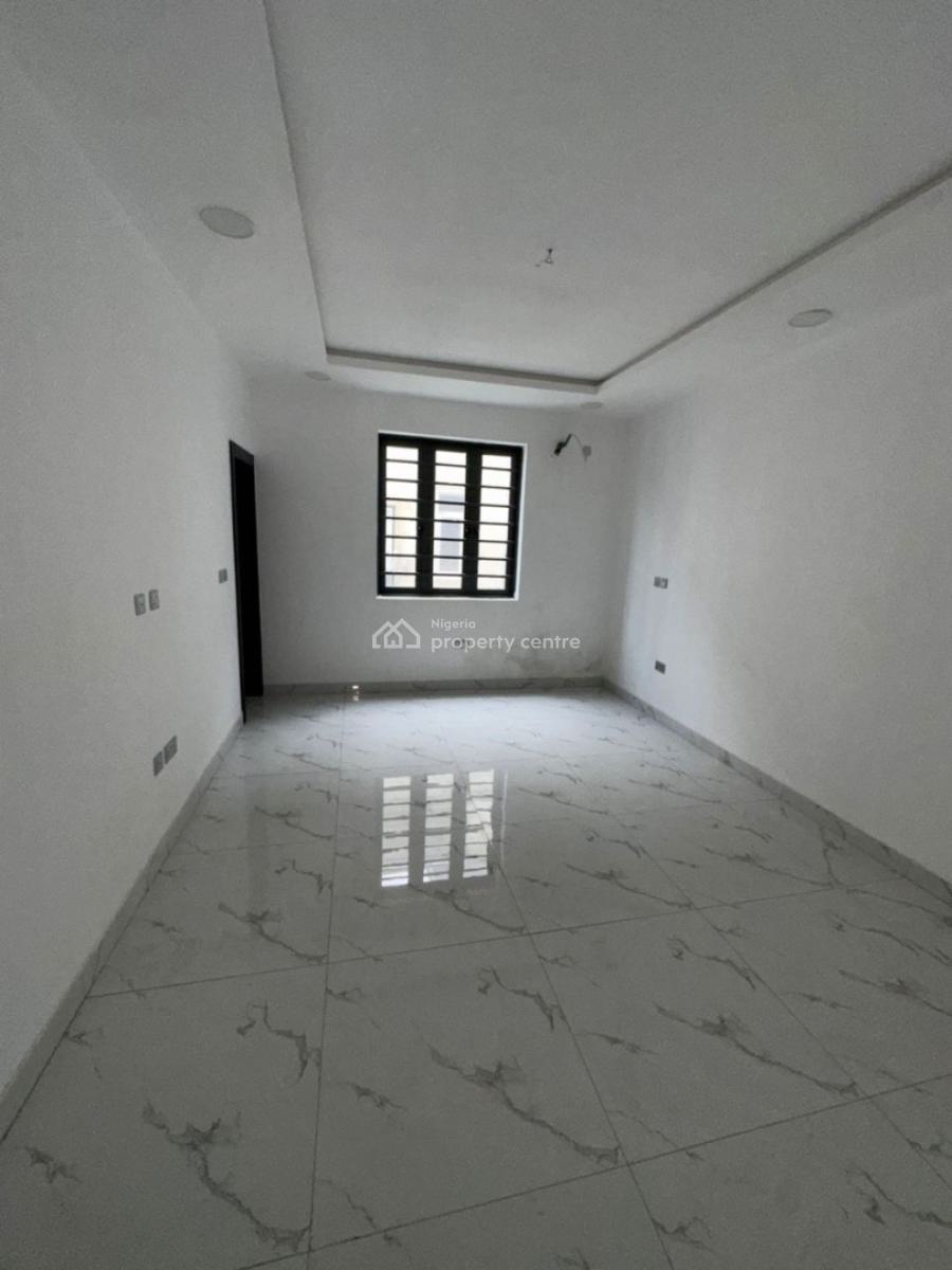 2 Bedroom Apartments in a Good Compound (4 Units), Lekki Phase 1, Lekki, Lagos, Flat / Apartment for Sale