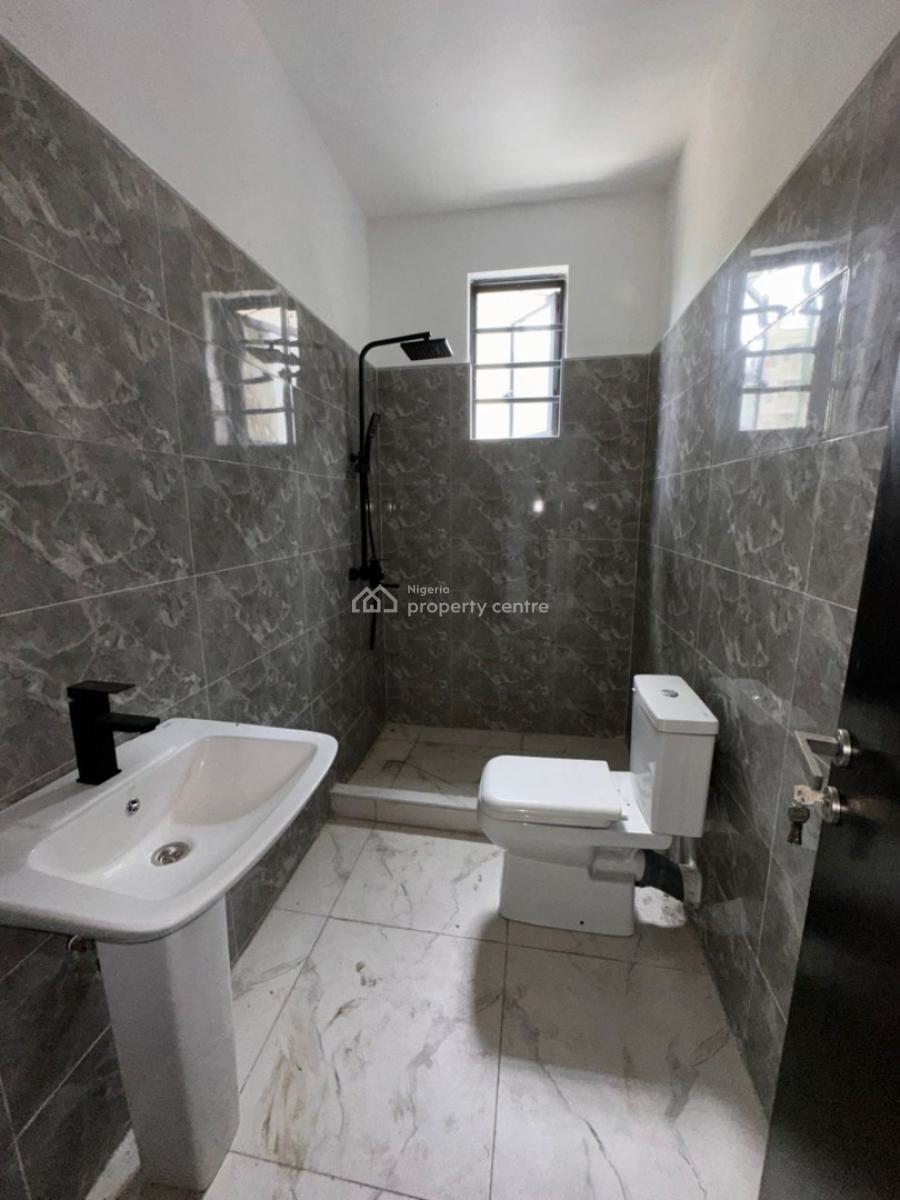 2 Bedroom Apartments in a Good Compound (4 Units), Lekki Phase 1, Lekki, Lagos, Flat / Apartment for Sale