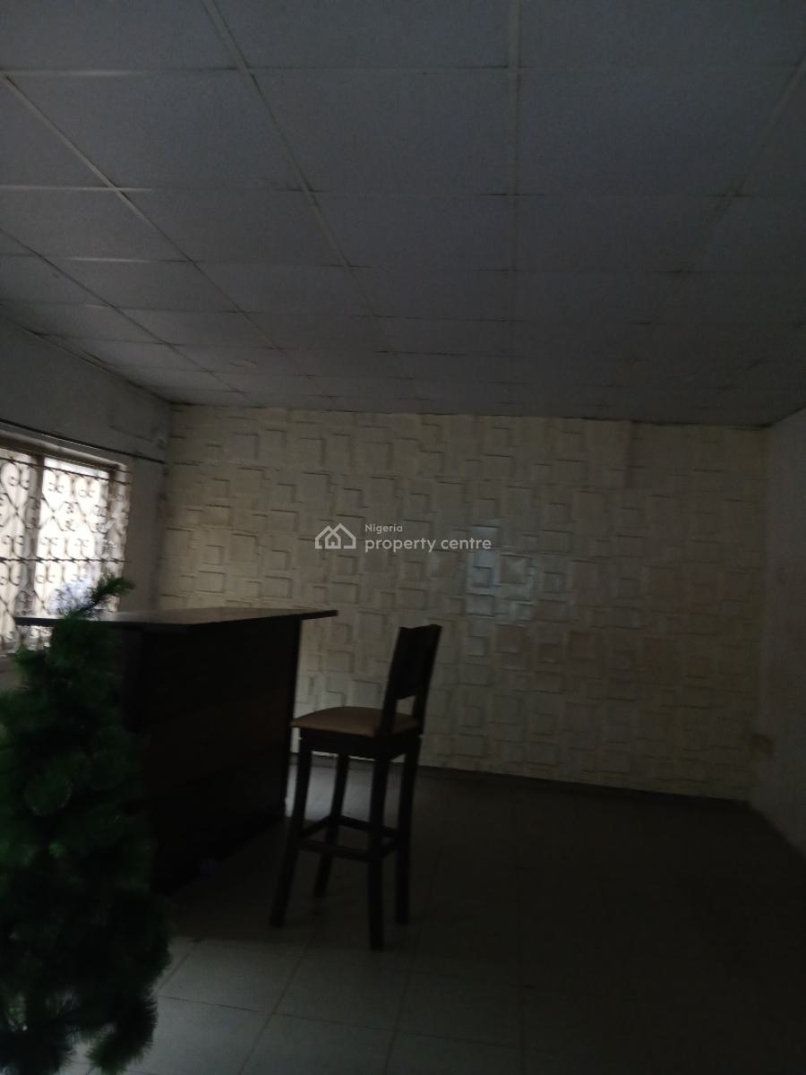 Spacious Executive 3 Bedroom, Surulere, Lagos, Flat / Apartment for Rent