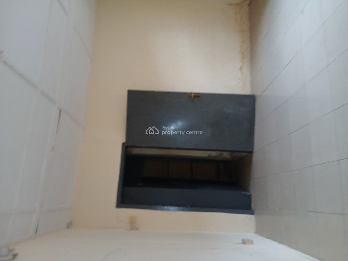 Spacious Executive 3 Bedroom, Surulere, Lagos, Flat / Apartment for Rent