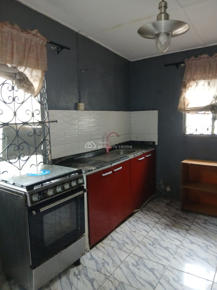 Spacious Executive 3 Bedroom, Surulere, Lagos, Flat / Apartment for Rent