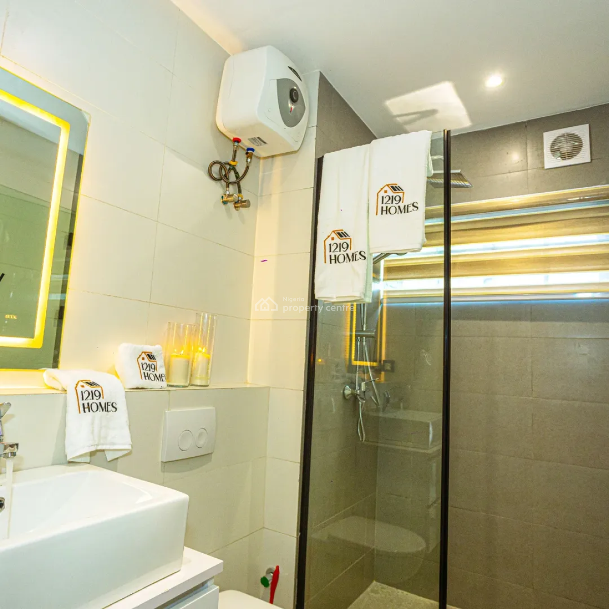 2 Bedrooms Apartment, Aromire Avenue, Adeniyi Jones, Ikeja, Lagos, Flat / Apartment Short Let