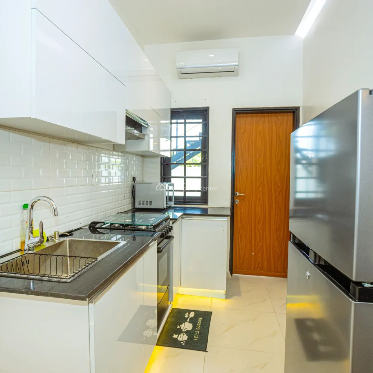 2 Bedrooms Apartment, Aromire Avenue, Adeniyi Jones, Ikeja, Lagos, Flat / Apartment Short Let