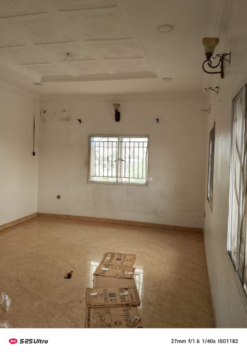 Well Maintained 3 Bedroom Flat Upstairs, Lekki Scheme 2 Estate, Ajah, Lagos, Flat / Apartment for Rent
