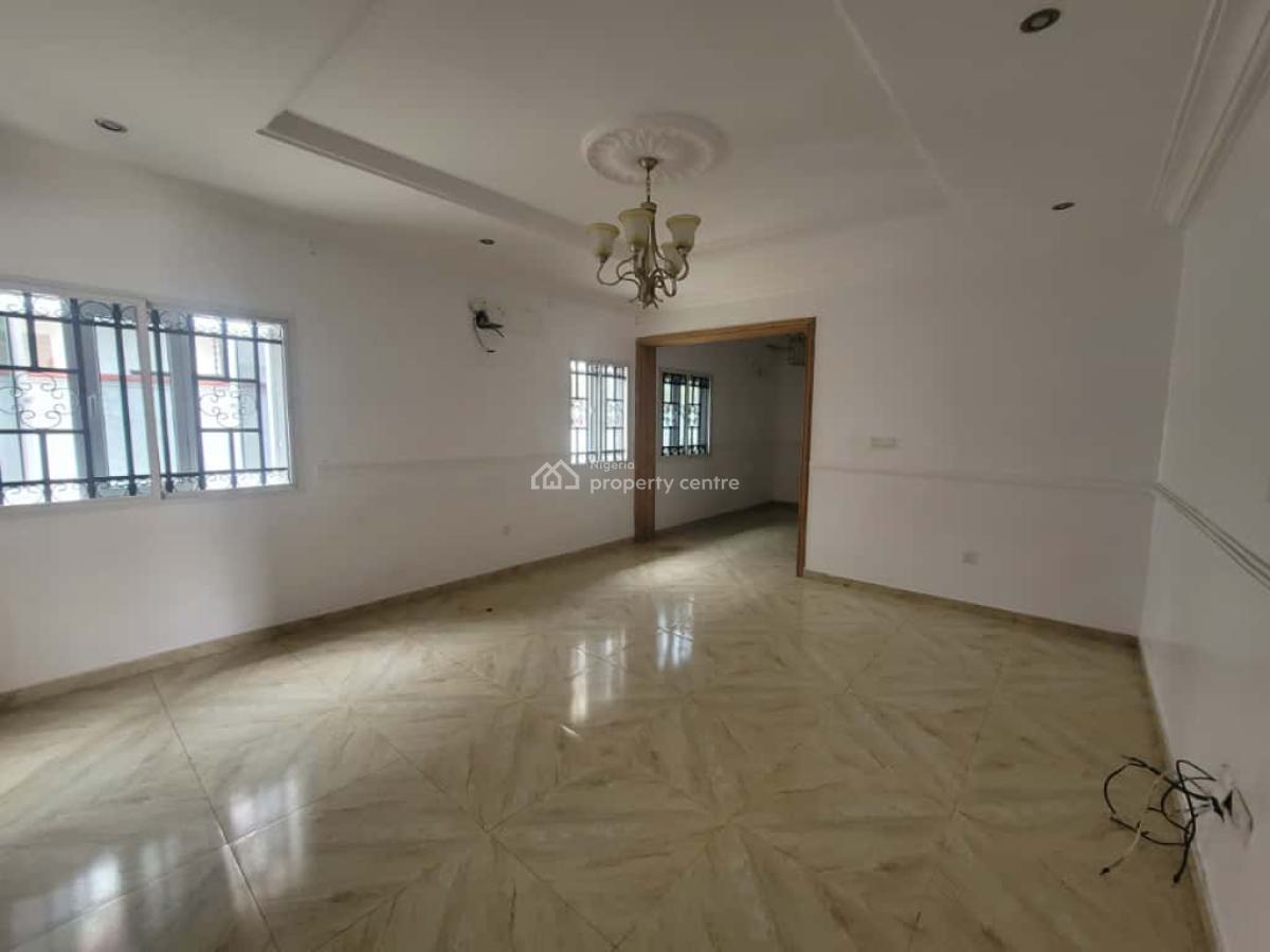 Exquisite Serviced 4-bedroom Terraced Duplex with a Room Bq, Off Chisco Road, Ikate, Lekki, Lagos, Terraced Duplex for Rent