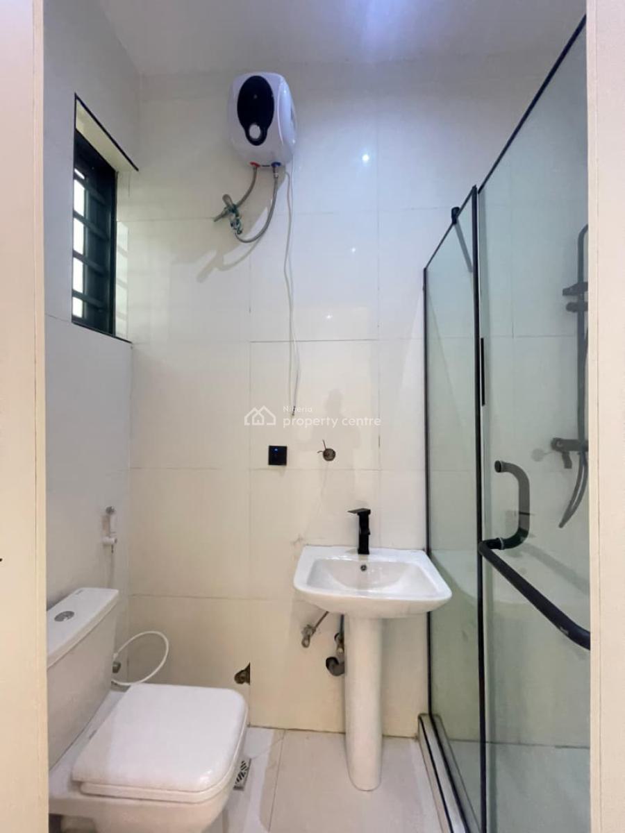 Exquisitely Built Spacious 4 Bedroom Semi-detached Duplex with Bq, Ajah, Lagos, Semi-detached Duplex for Sale