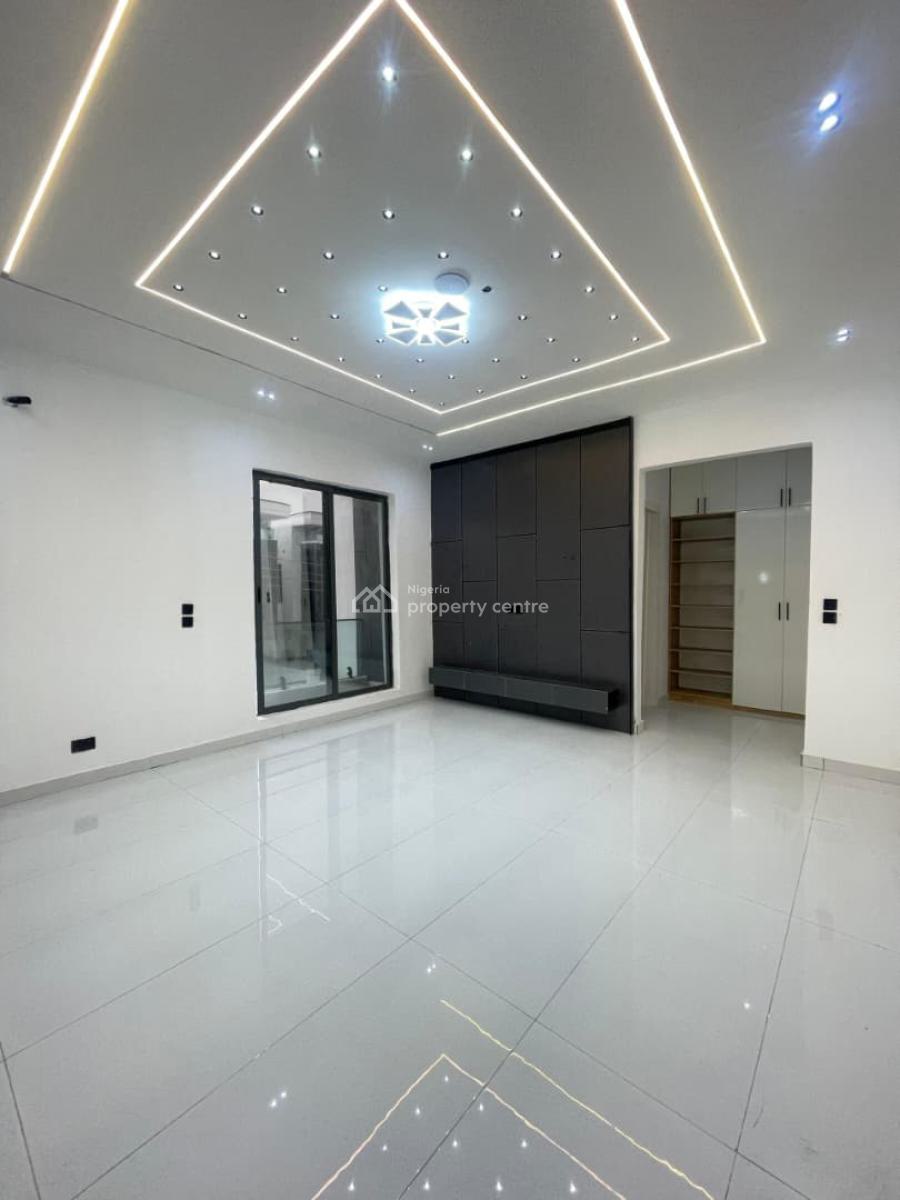 Exquisitely Built Spacious 4 Bedroom Semi-detached Duplex with Bq, Ajah, Lagos, Semi-detached Duplex for Sale