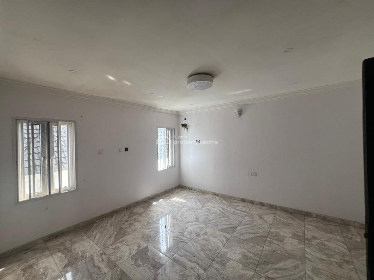 Spacious 4 Bedroom Terrace Duplex with Bq, Osapa, Lekki, Lagos, Terraced Duplex for Rent