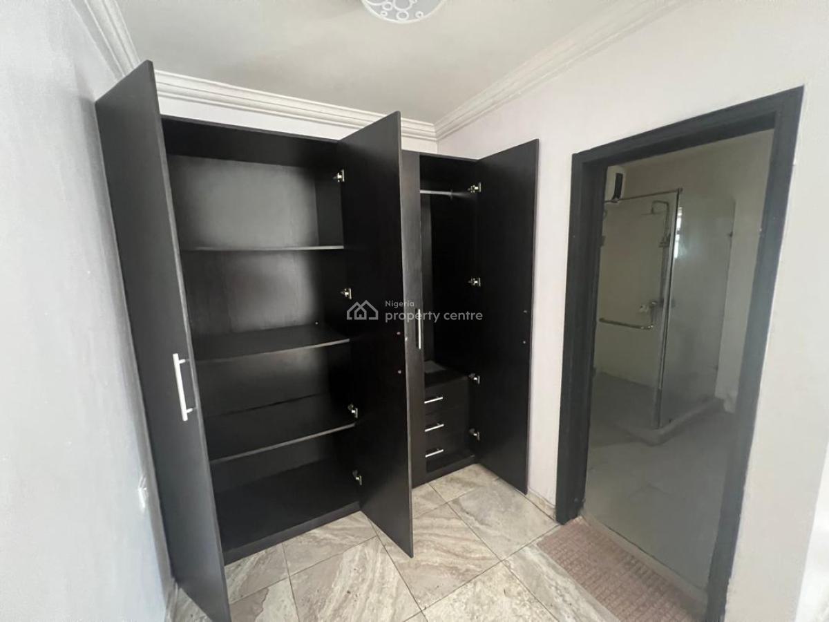Spacious 4 Bedroom Terrace Duplex with Bq, Osapa, Lekki, Lagos, Terraced Duplex for Rent
