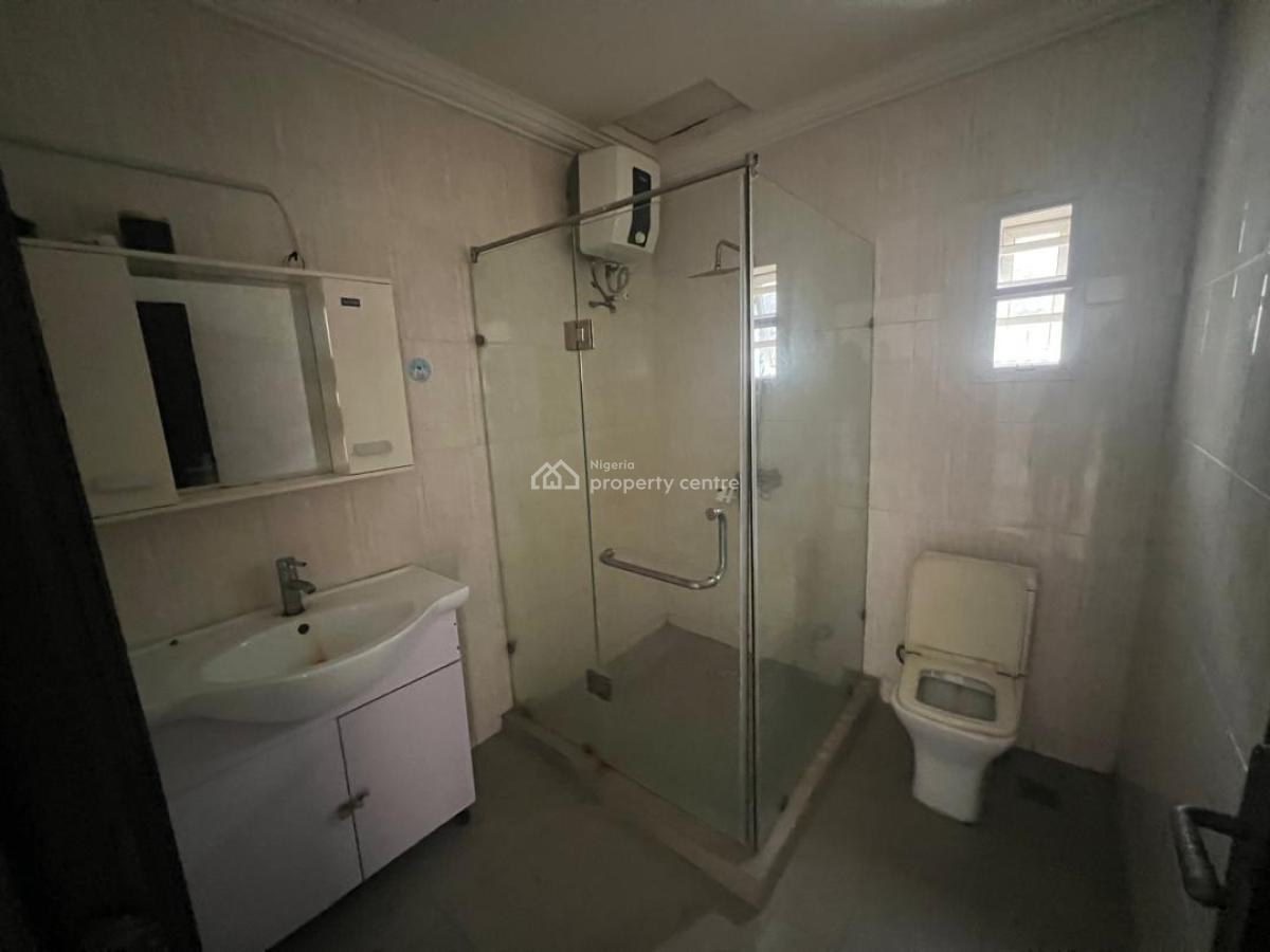 Spacious 4 Bedroom Terrace Duplex with Bq, Osapa, Lekki, Lagos, Terraced Duplex for Rent