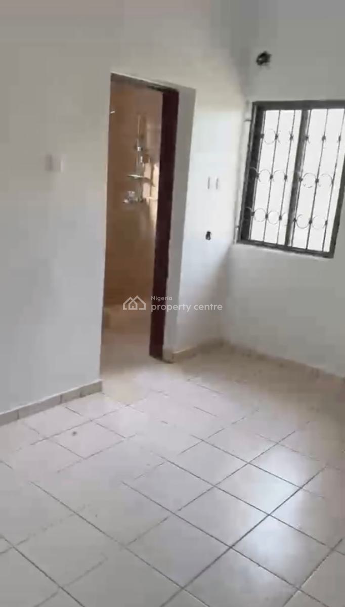 Nicely Finished Four Units of  3-bedroom Apartments, Jabi, Abuja, House for Rent